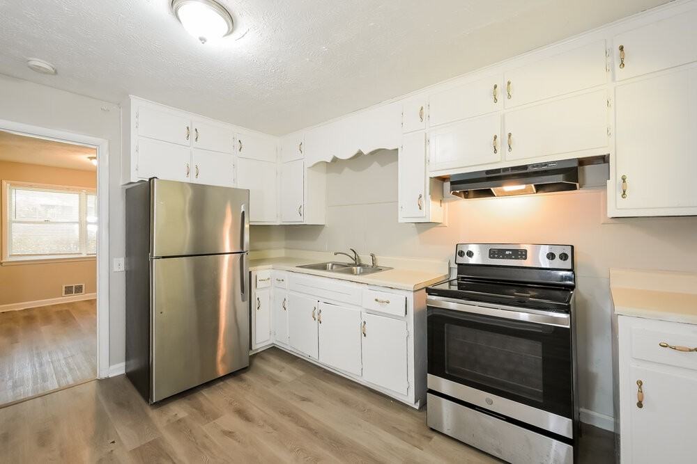 627 Grayson Pkwy - Photo 5 of 25
