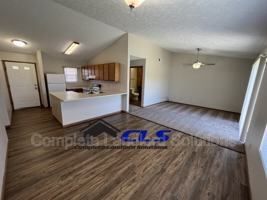 featured image of 1037 S 6th St