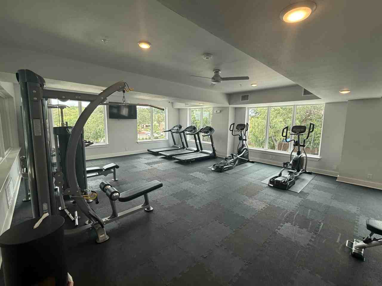 Huebner Oaks - Photo 7 of 20