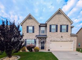 featured image of 526 Georgia Cir