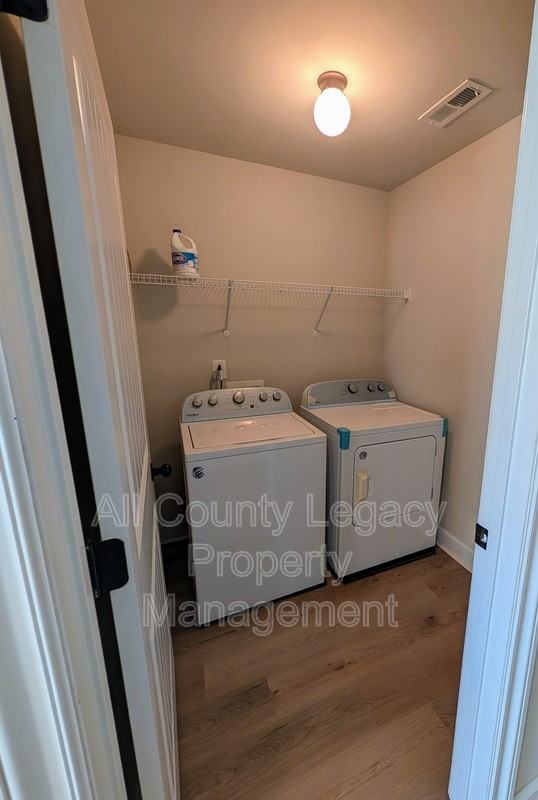 526 Georgia Cir - Photo 5 of 16