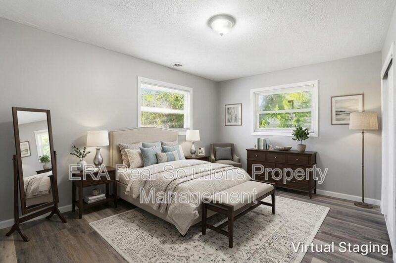 944 Leona Ave - Photo 2 of 14