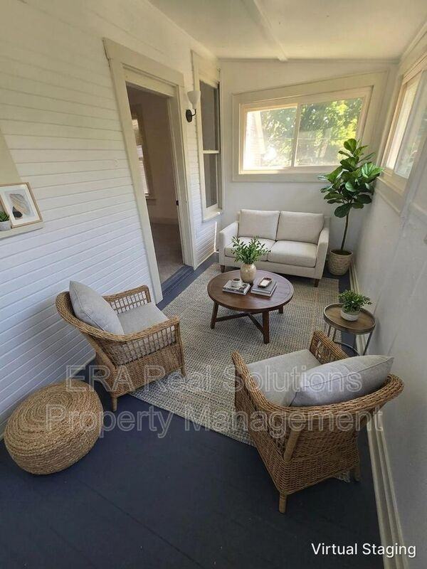 133 N Eureka Ave - Photo 3 of 25
