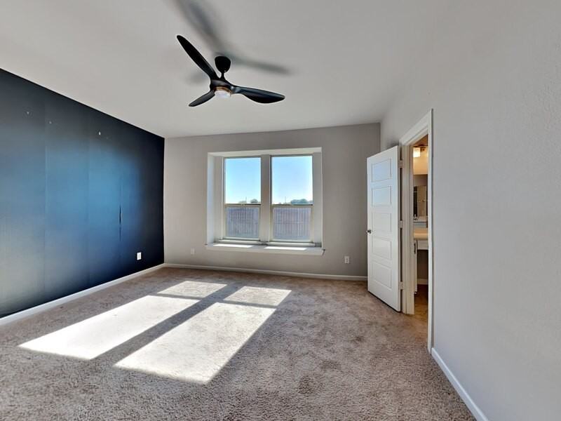 545 Hazeltine Rd - Photo 6 of 19