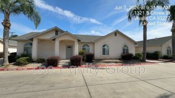 featured image of 1317 S Crowe St #A