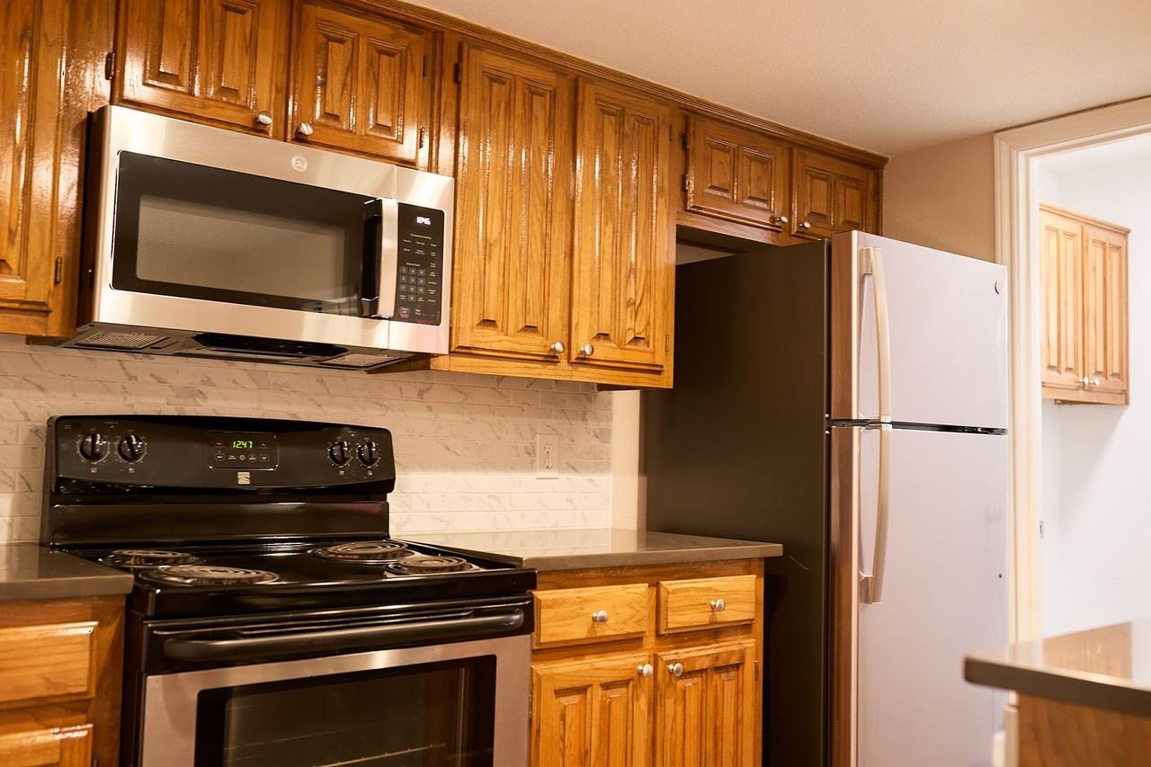 900 Kilkenny Ct Apt B - Photo 6 of 17