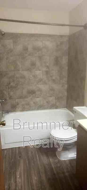305 Waters Edge Dr - Photo 5 of 16