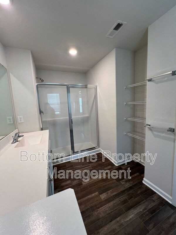 608 Frosty Way - Photo 3 of 29