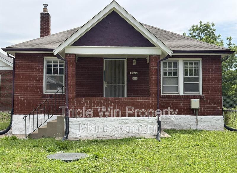 8530 Lowell St - Photo 3 of 14
