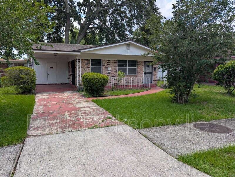 2562 W 28th St - Photo 5 of 7