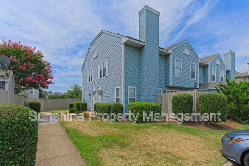 111 Castilian Dr - Photo 6 of 10