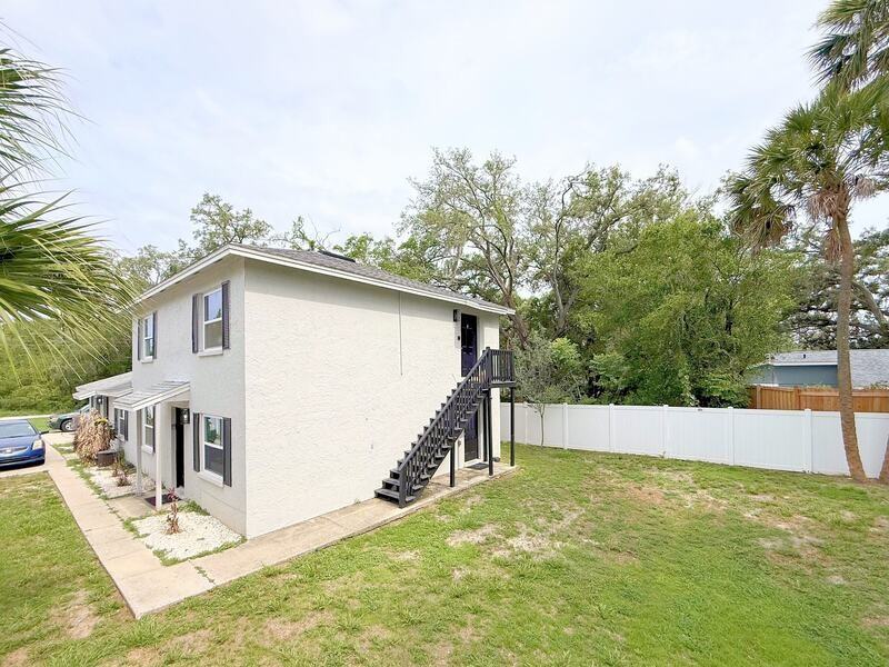 11705 North Dr - Photo 5 of 43