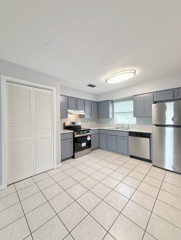 11705 North Dr - Photo 7 of 43