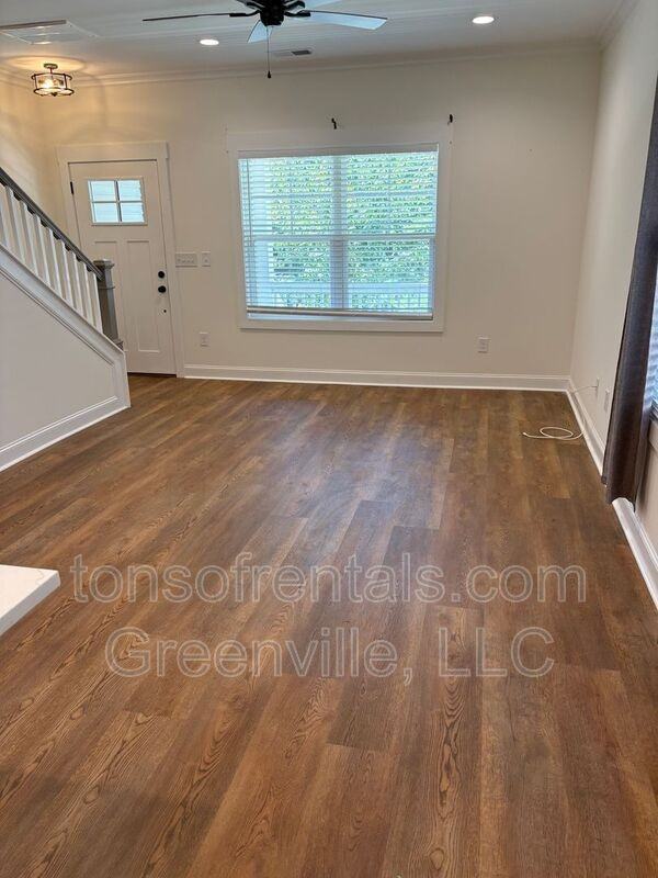 106 Hilton St #A - Photo 3 of 13