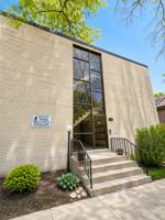 featured image of 502 E Main St