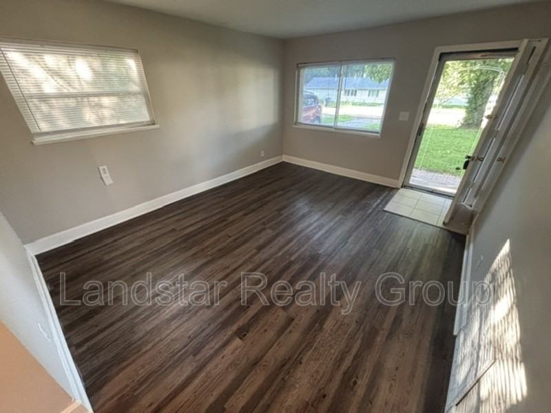 4721 Granada Dr - Photo 6 of 30