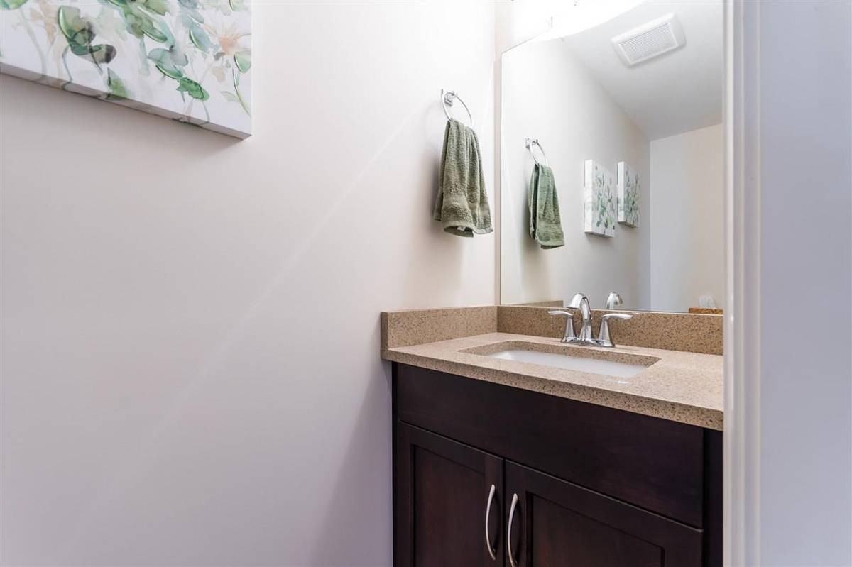 47042 MacFarlane Place - Photo 2 of 24