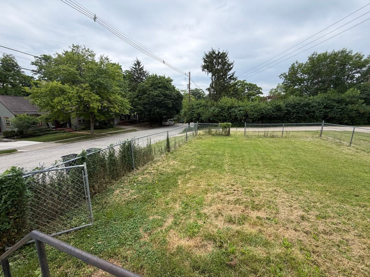 224 S 14th St - Photo 4 of 19