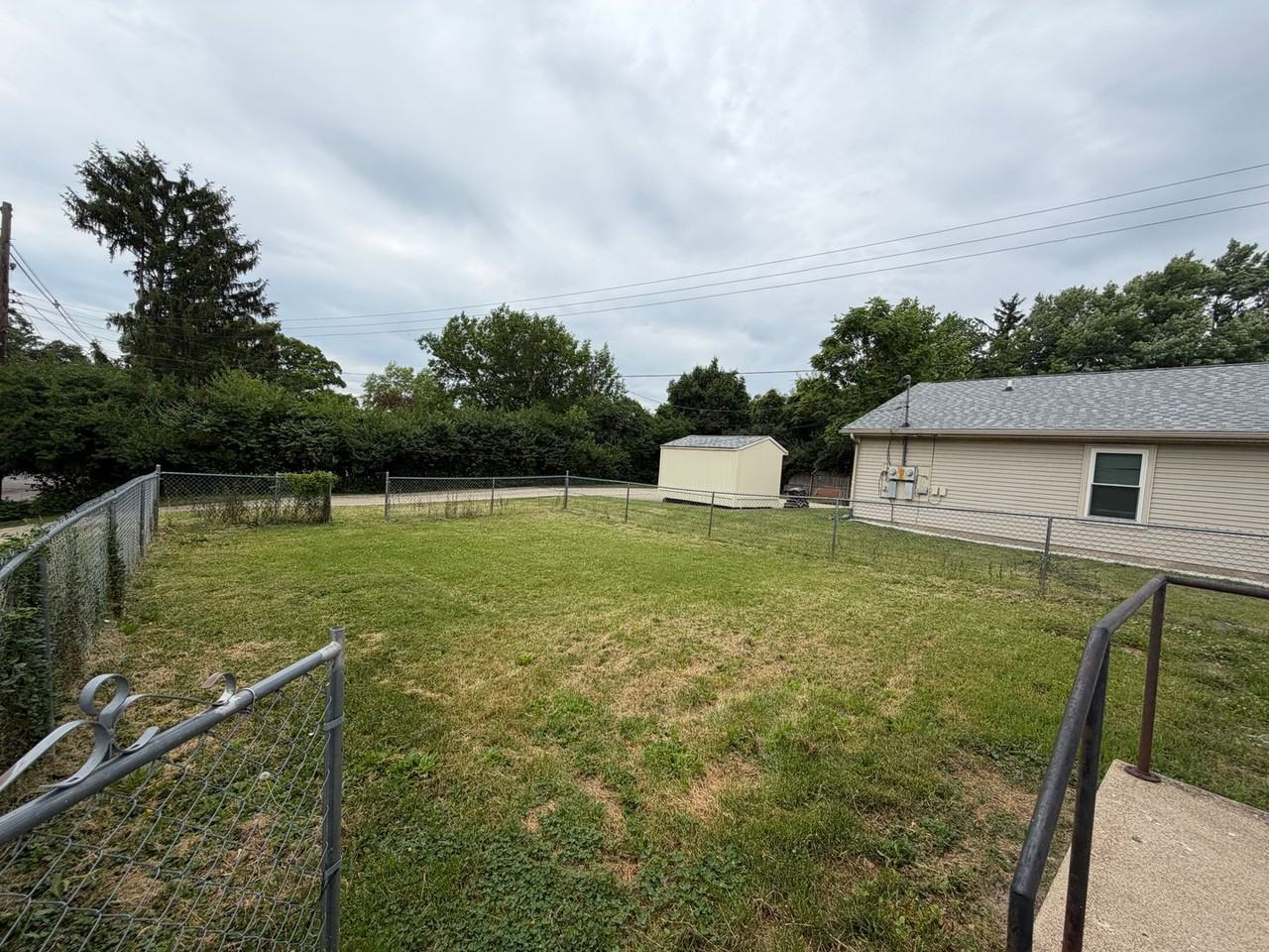 224 S 14th St - Photo 5 of 19