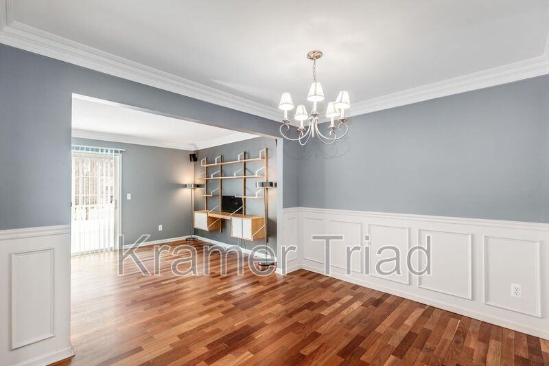 6304 Harlequin Ln - Photo 6 of 28