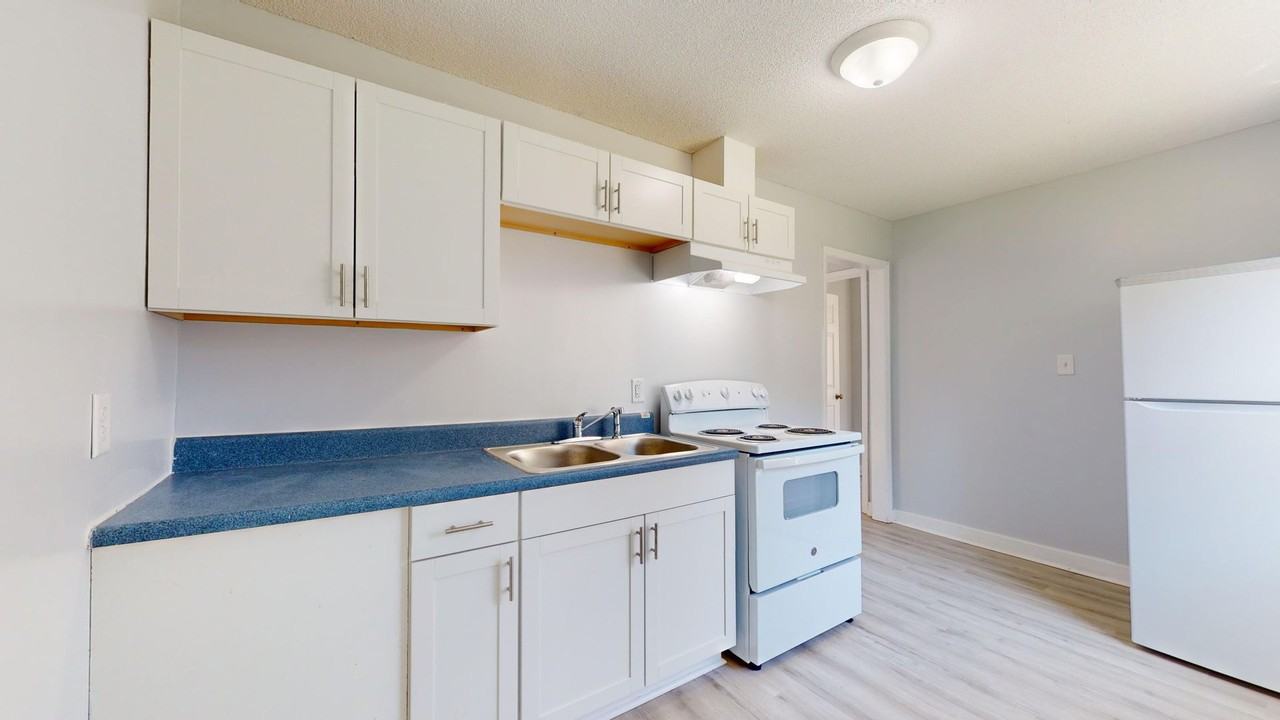 4507 Helena St - Photo 4 of 17