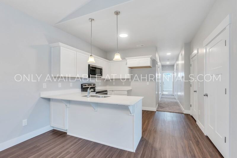 13537 S Commodus Dr #F303 - Photo 3 of 22