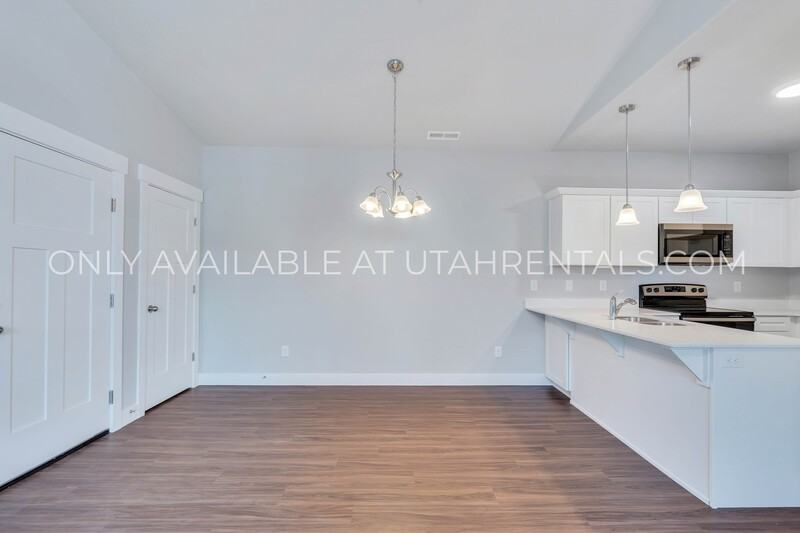 13537 S Commodus Dr #F303 - Photo 4 of 22