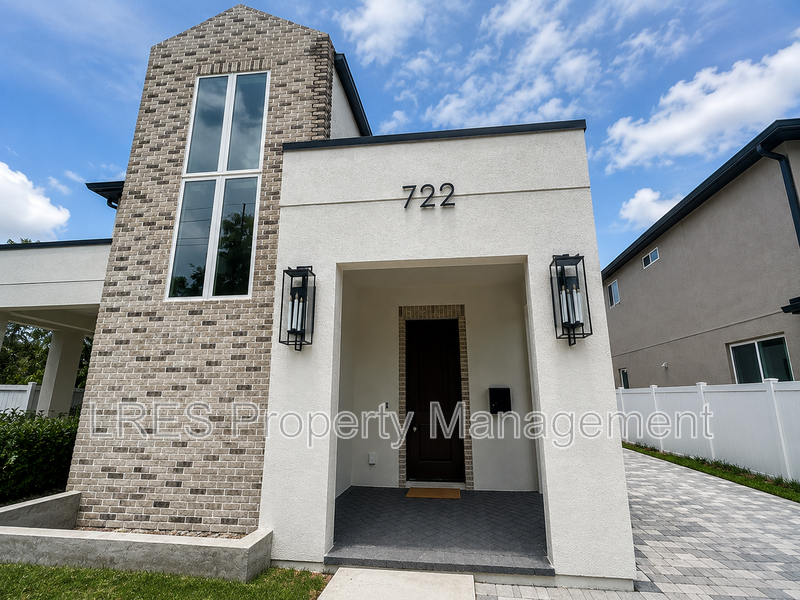 722 Ellwood Ave - Photo 4 of 43