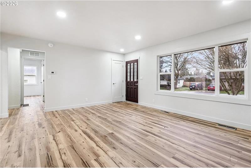 108 Se 91st Ave - Photo 4 of 22
