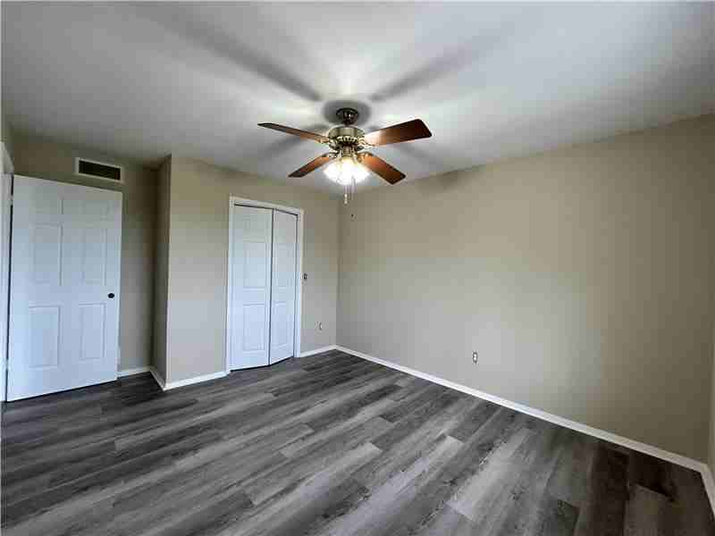 108 Cunningham Ln #D5 - Photo 3 of 8