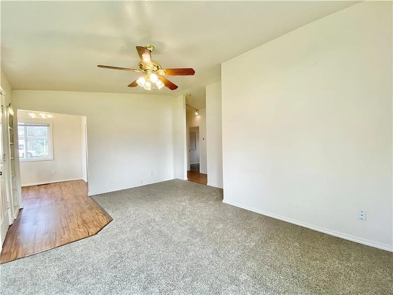 1203 Cornell Ave - Photo 4 of 20
