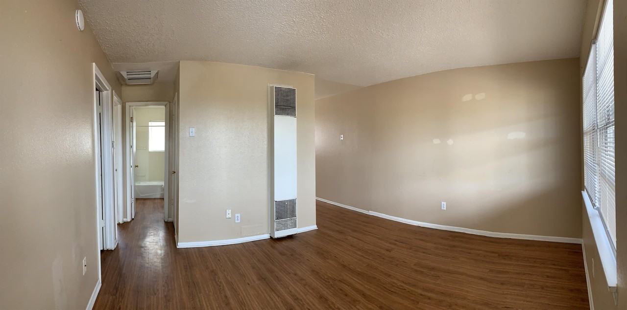Sheridan - Photo 2 of 19