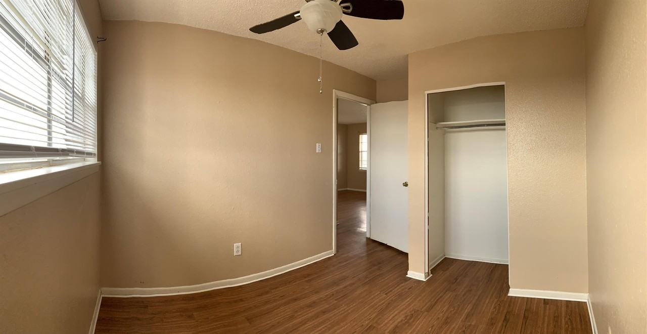 Sheridan - Photo 6 of 19