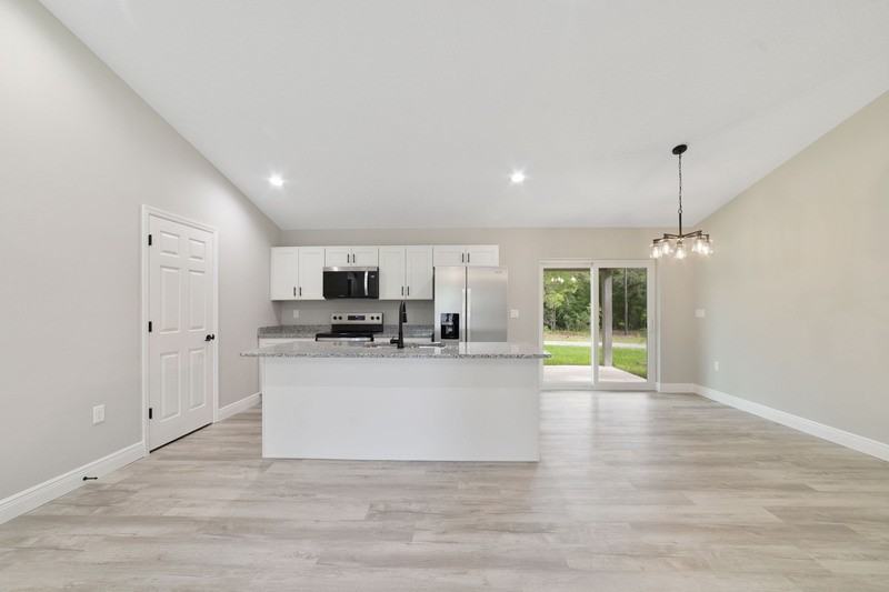 339 W Goldcoast Pl - Photo 3 of 10