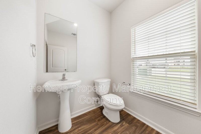 11038 Chatham Ct - Photo 5 of 25