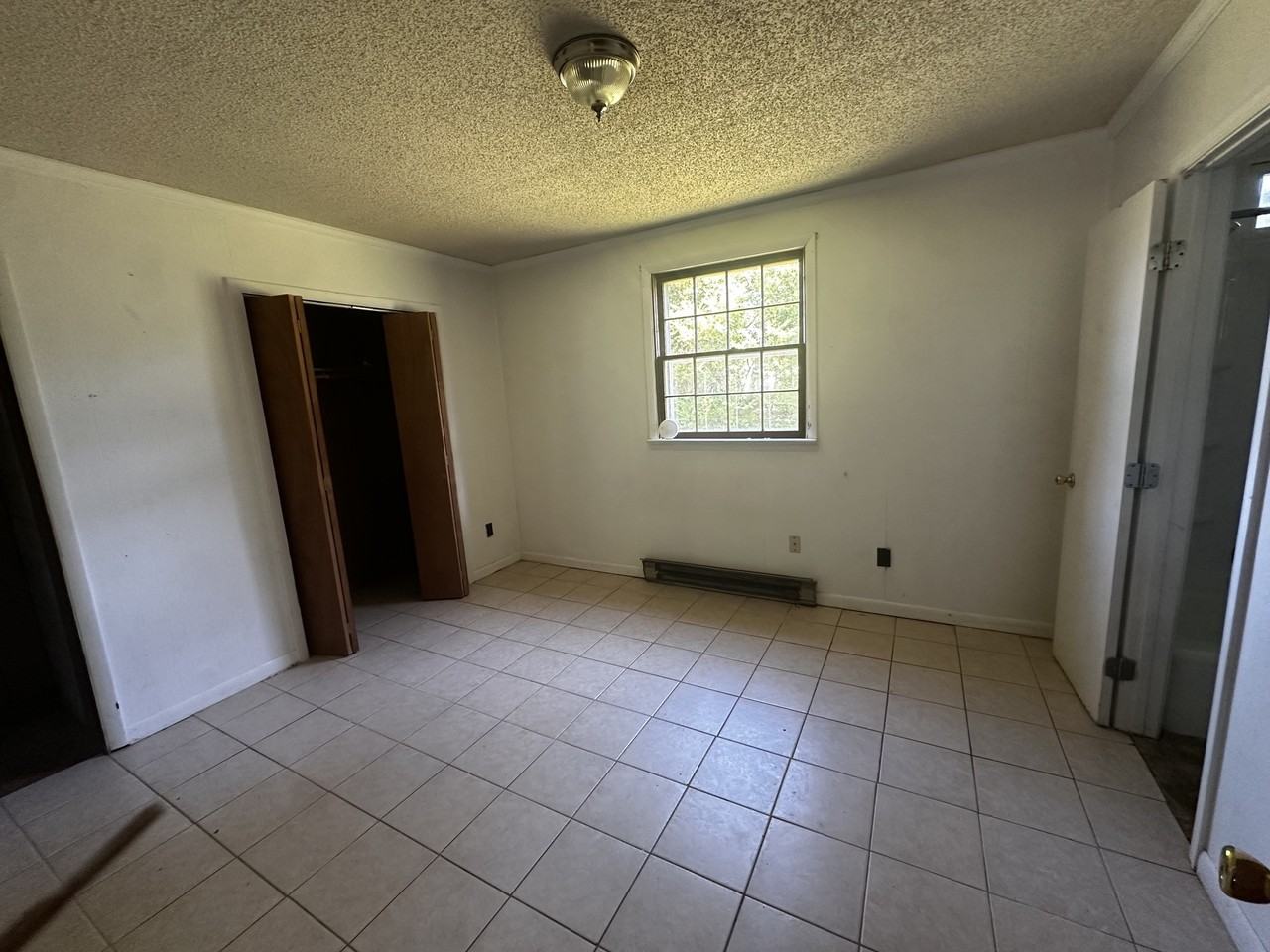 25390 Point Lookout Road - Photo 4 of 4