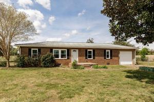 featured image of 386 Sandy Creek Rd