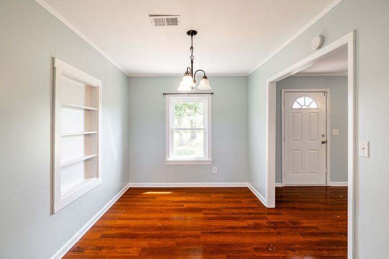 386 Sandy Creek Rd - Photo 6 of 30