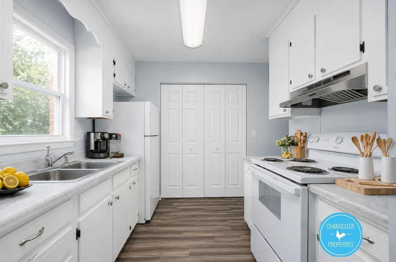 821 East Lafayette Street - Photo 2 of 22