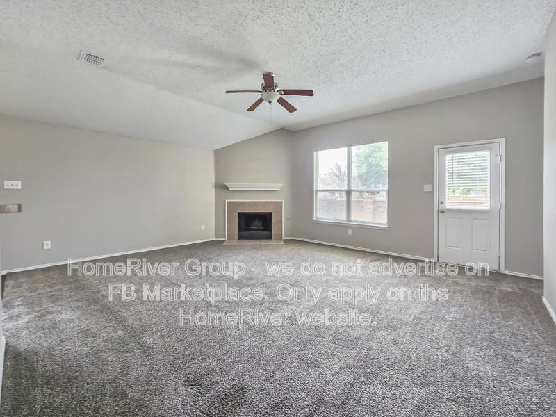 220 Elk Run Dr - Photo 2 of 27