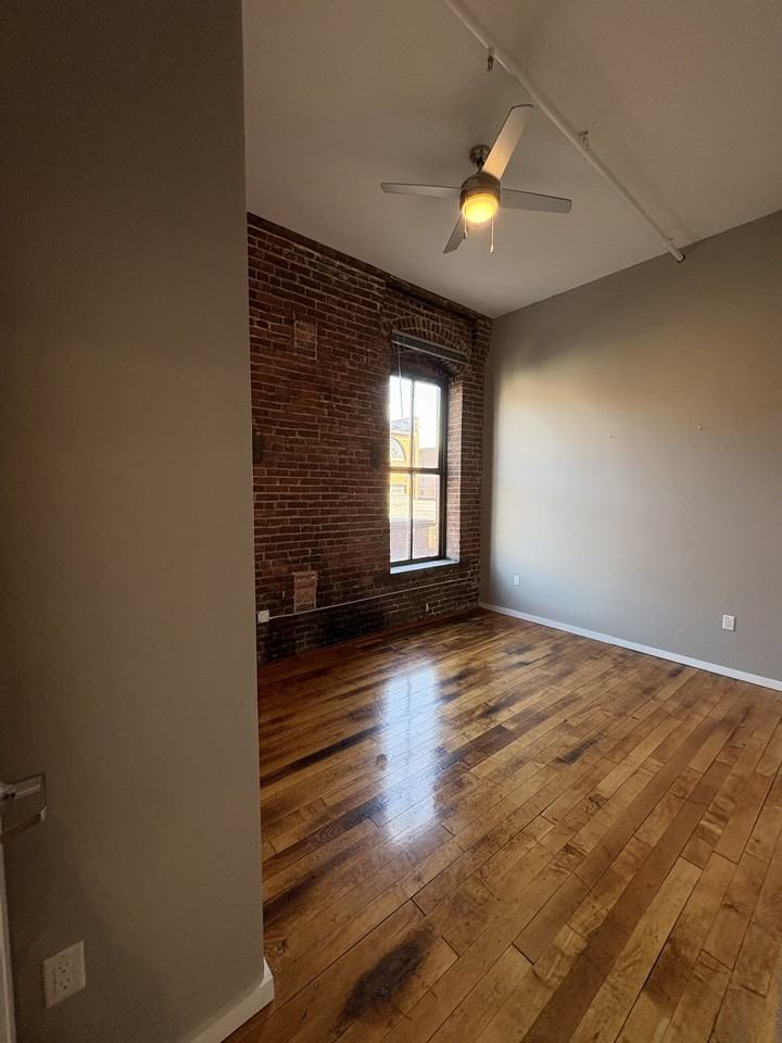 Blaul Lofts - Photo 4 of 34