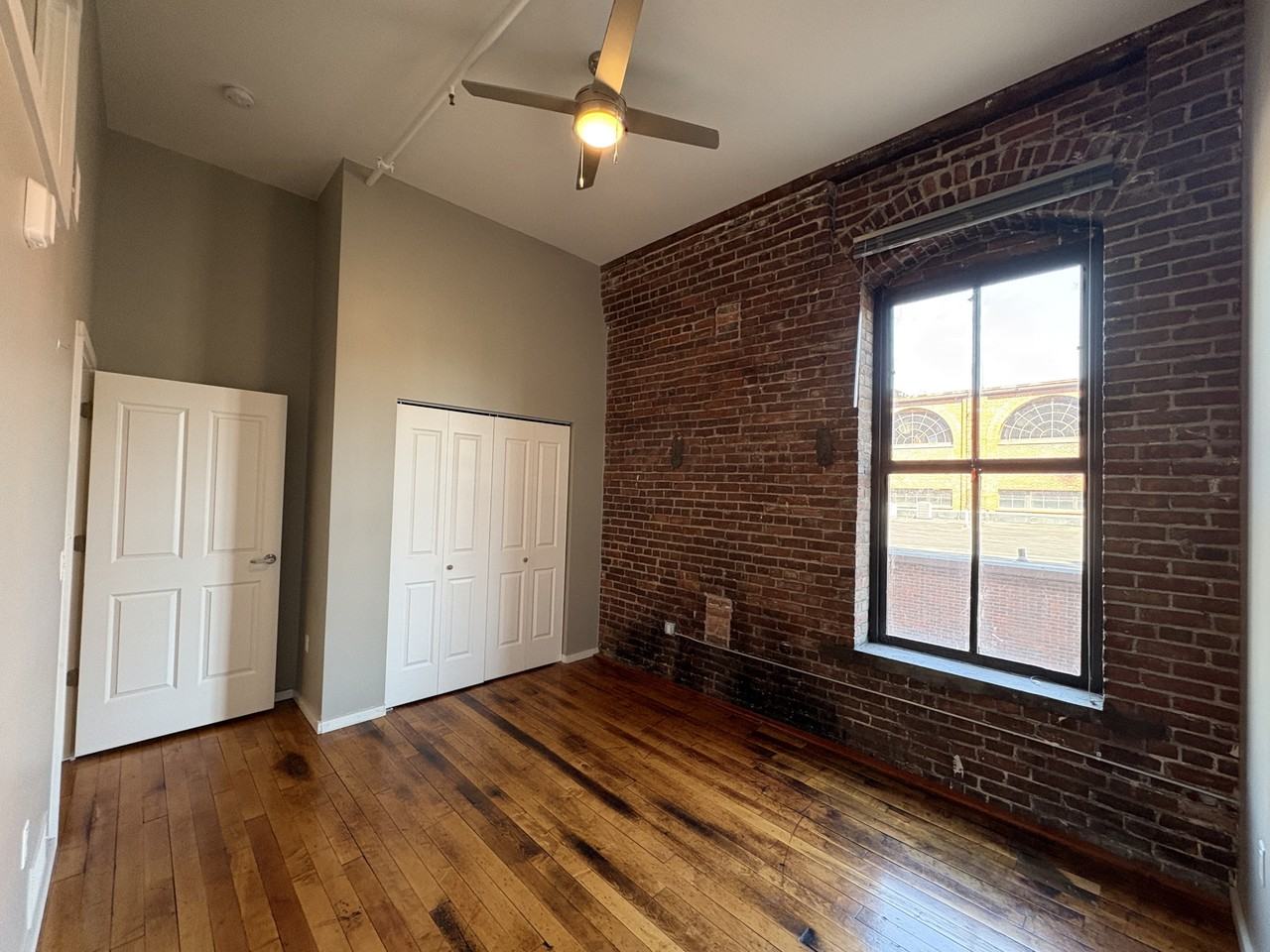 Blaul Lofts - Photo 5 of 34