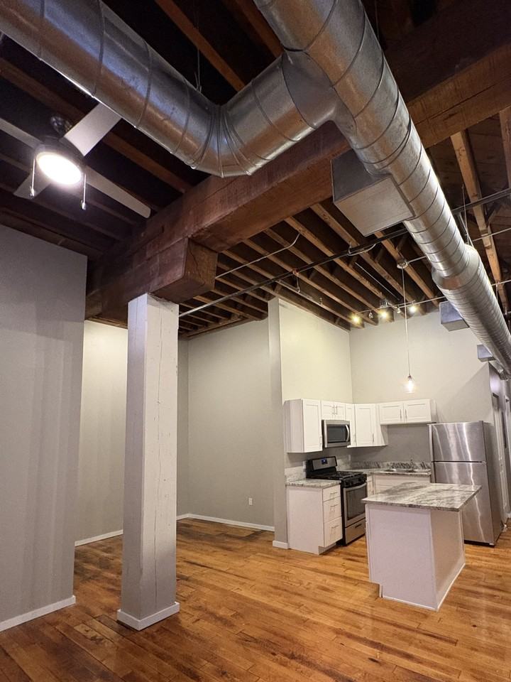 Blaul Lofts - Photo 6 of 34