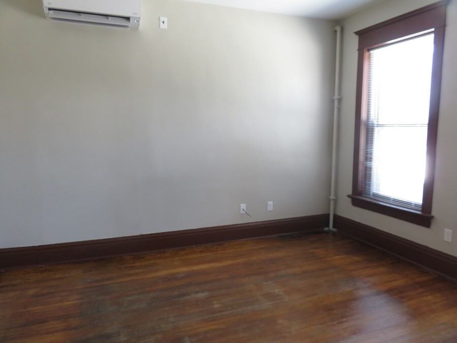 Andresen Flats - Photo 6 of 9