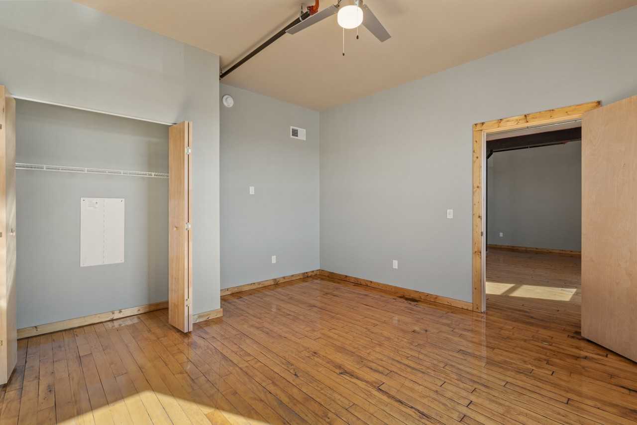 Bucktown Lofts - Photo 2 of 11