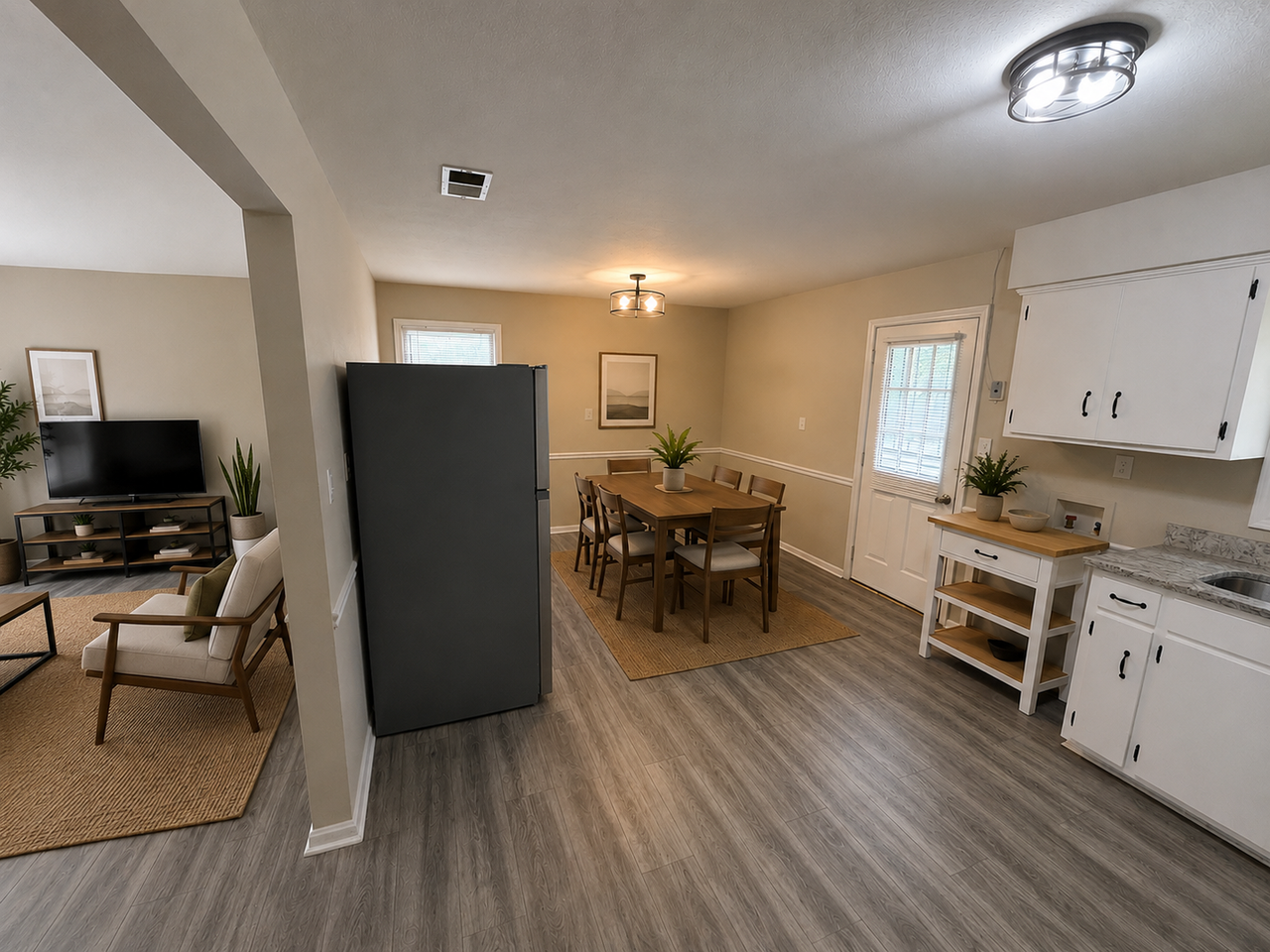 1507 Celia Dr - Photo 3 of 8