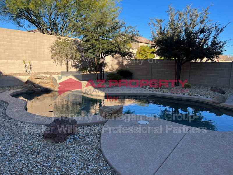 5432 W Fetlock Trl - Photo 3 of 18