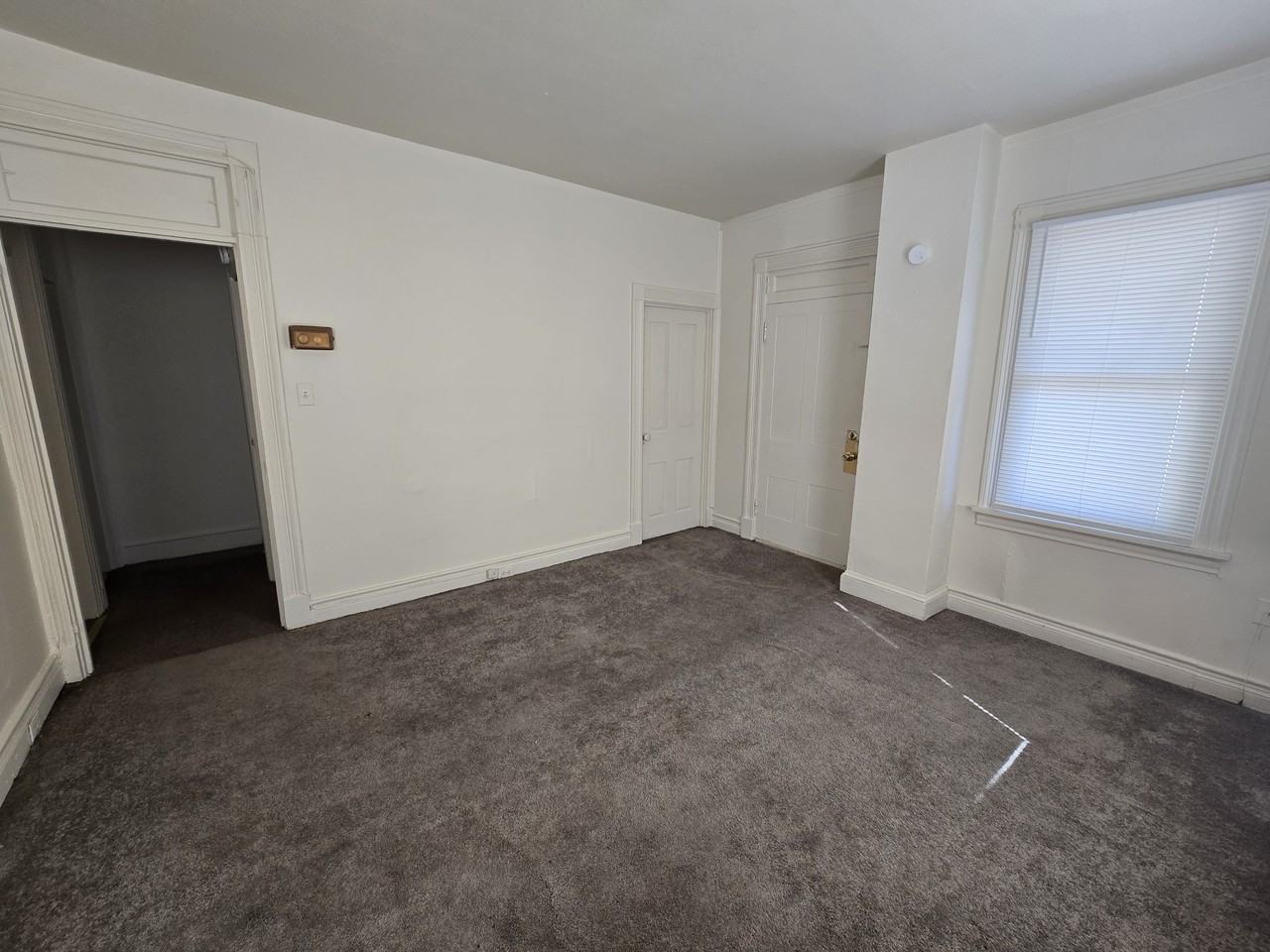 61 E. Main Street - Photo 3 of 12