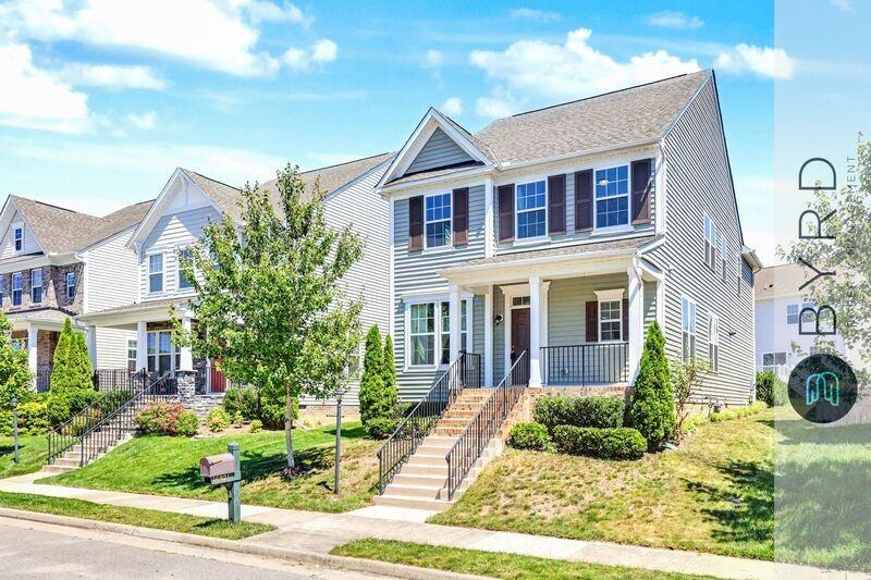 16921 Thornapple Run - Photo 2 of 42