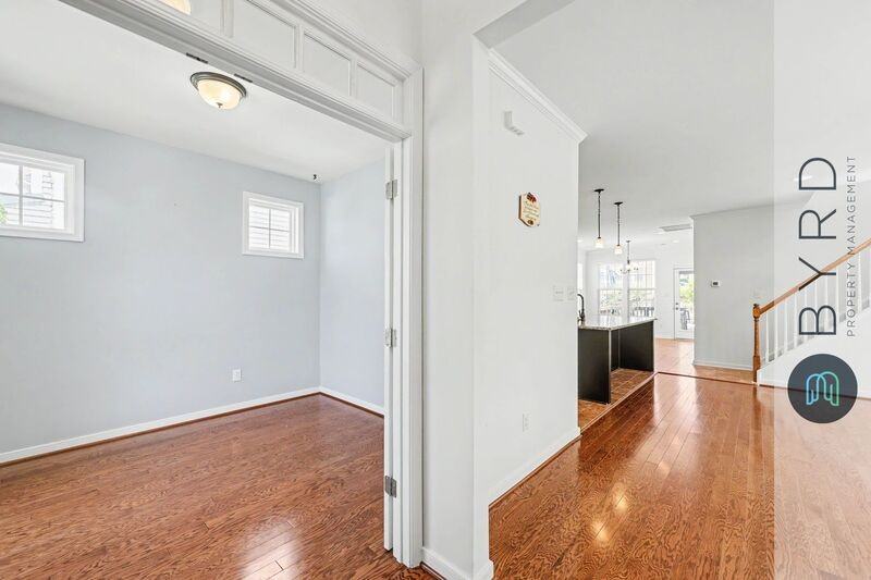 16921 Thornapple Run - Photo 4 of 42